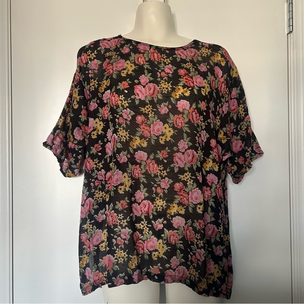 Papillon Black Vintage Semi-sheer Oversized Floral Print T-shirt